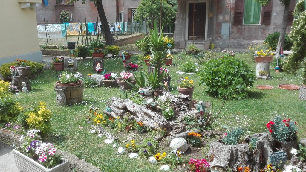 Take It Easy Roma Guest House Exterior foto